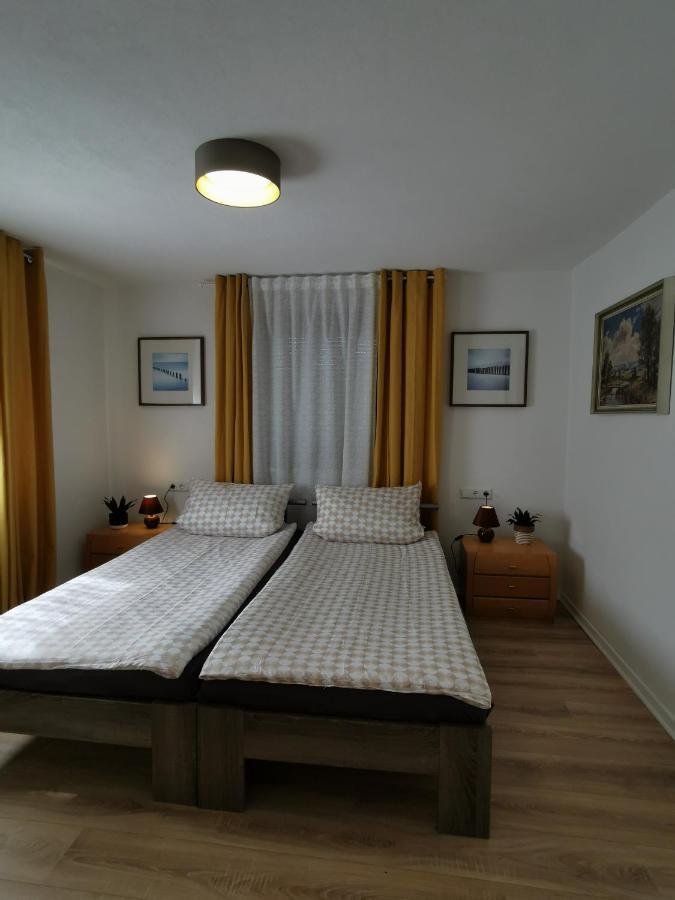 Apartamento La Casa Suciu Forchtenberg Exterior foto
